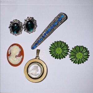 Vintage VTG Jewelry Lot - Earrings, Hair Clip, Cameo Pendant Necklace